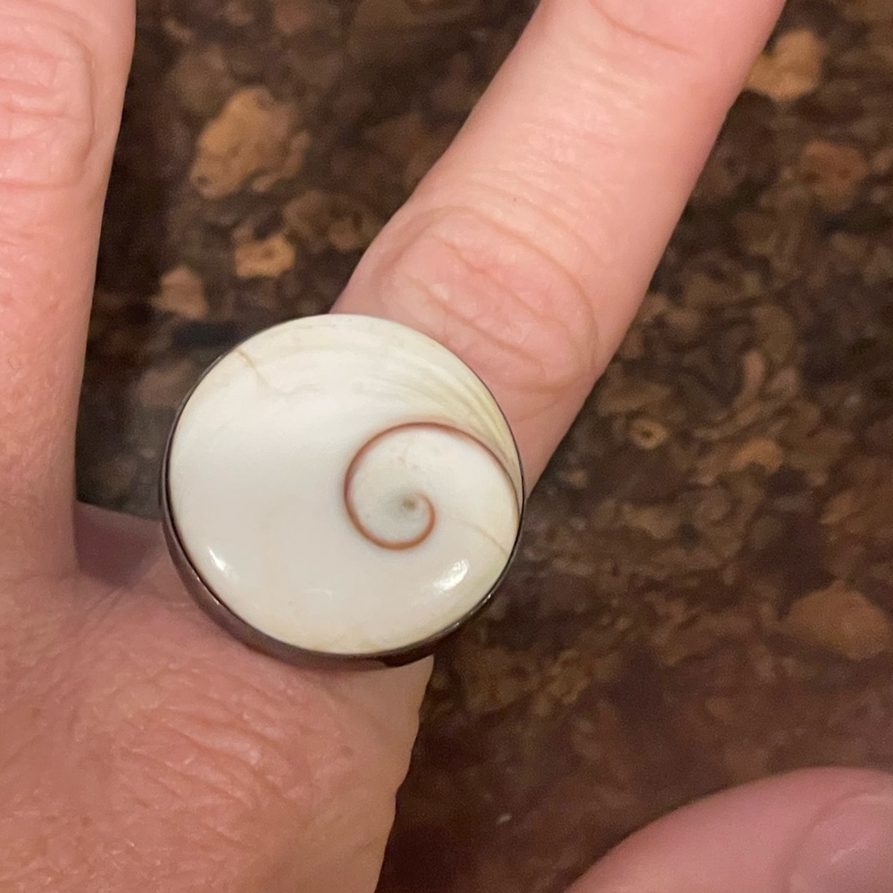 Shell Ring Size 7